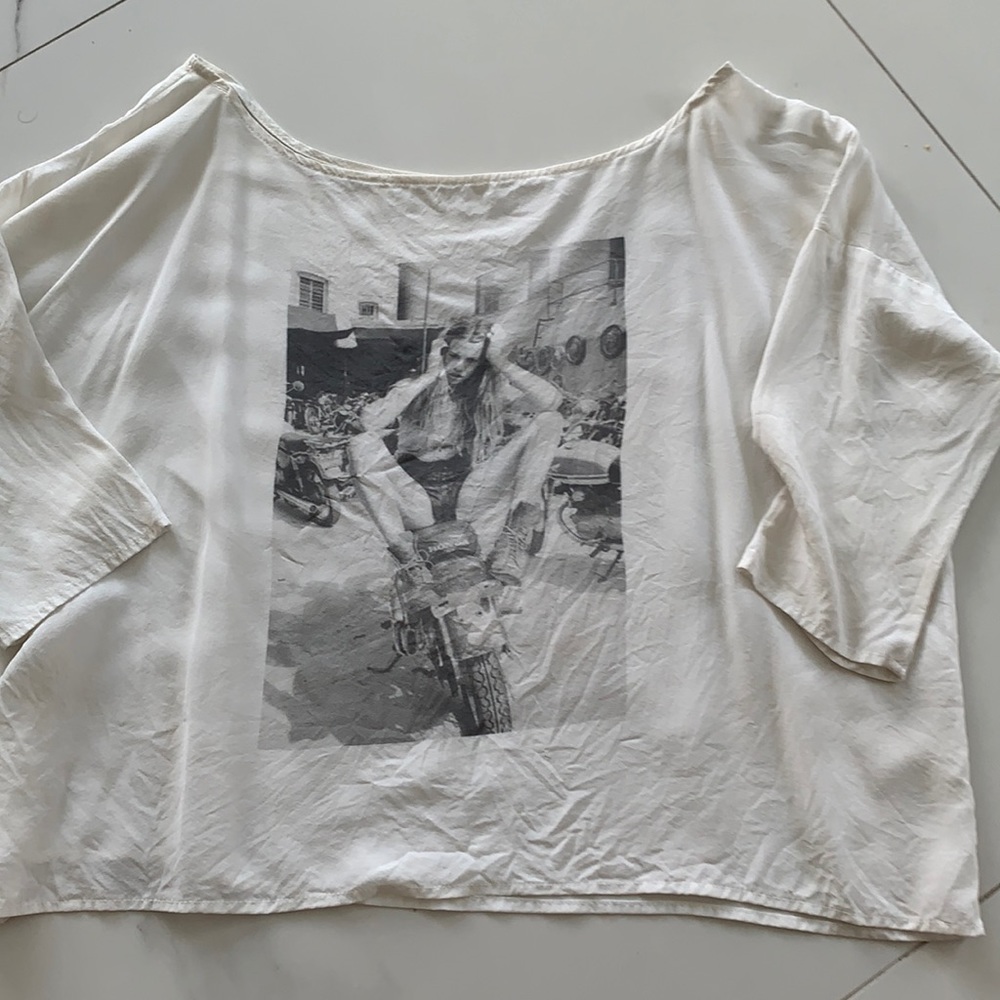 Just a very cool top 😎 no brand